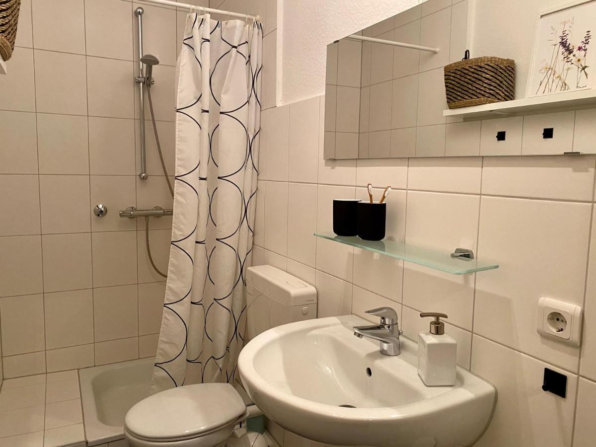 Zentrumsnahe Schoene Altbauwohnung Bis 4 Personen Flensburg Exterior photo